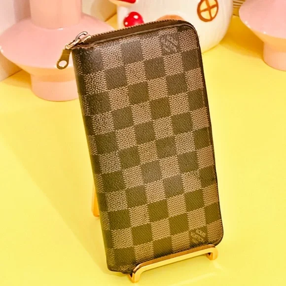 Louis Vuitton Damier zippy wallet - Picture 7 of 13